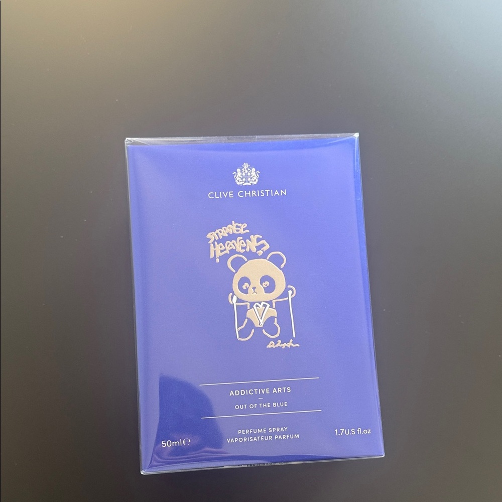 Clive Christian
Strange Heavens Out of the Blue Perfume, 1.7 oz.